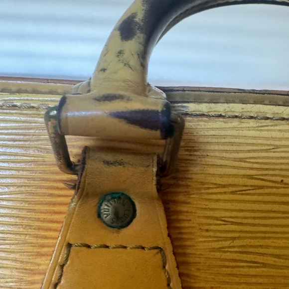 AUTHENTIC LOUIS VUITTON- SAC D'ÉPAULE LEATHER HANDBAG - Picture 2 of 14